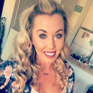 Meet your Posher, Kelsey